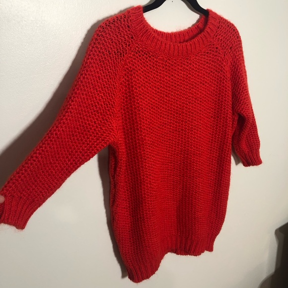 United Colors of Benetton Sweater - Picture 2 of 3